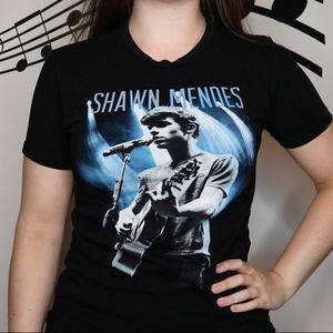 *EXCLUSIVE* Shawn Mendes first tour tee